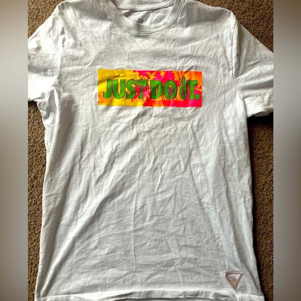 Men’s Nike Tshirt